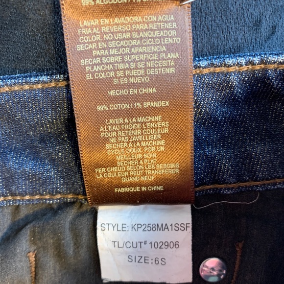 Kut From The Cloth Natalie Boot Cut Highrise Jeans - Picture 7 of 8